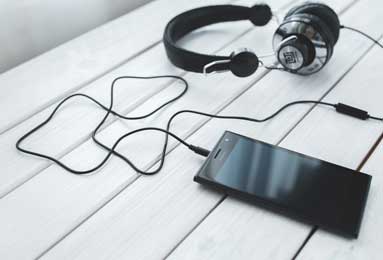 雷霆117-116逆转险胜灰熊 杰伦-威廉姆斯26+5+10