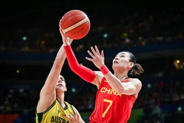 PM体育官网-李梦缺阵杨力维扛起大旗 决赛能否上演三箭齐发？