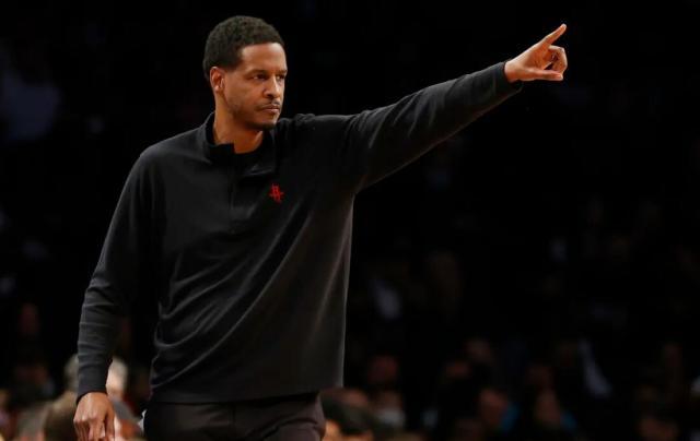 PM体育APP-拒绝再垫底！火箭下赛季崛起防守为先 霍林斯护航